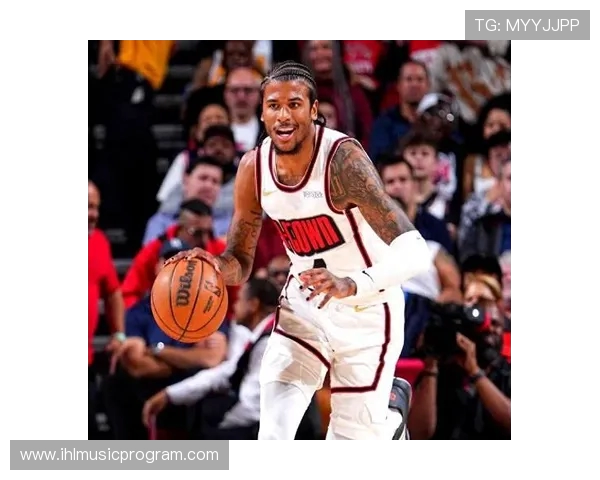 火箭主场迎战马刺年轻核心对决激烈新星崛起引爆全场焦点 火箭主场迎战马刺年轻核心对决激烈新星崛起引爆全场焦点