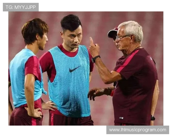 成都与南京排球队赛后复盘分析意识碰撞与战术对决的深度探讨 成都与南京排球队赛后复盘分析意识碰撞与战术对决的深度探讨