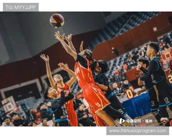 激烈角逐与精彩瞬间展现 体育比赛背后的奋斗与荣耀 激烈角逐与精彩瞬间展现 体育比赛背后的奋斗与荣耀