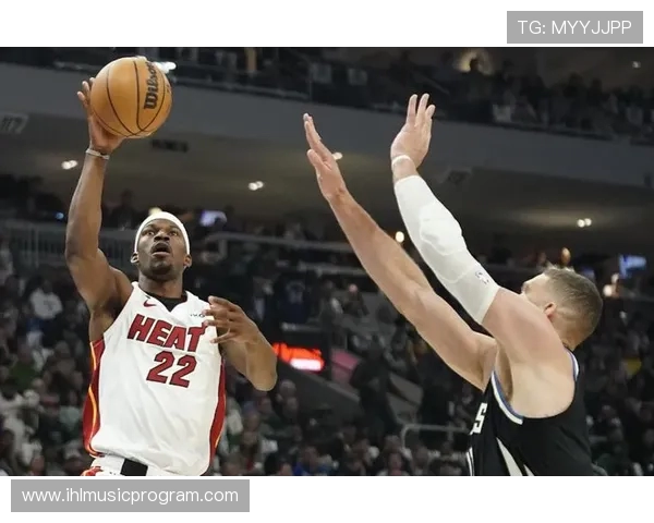 2020年NBA季后赛热火与雄鹿第二场激战回顾与分析 2020年NBA季后赛热火与雄鹿第二场激战回顾与分析