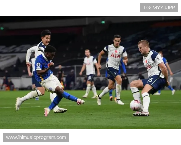 96年AC米兰与申花的经典对决回顾与精彩瞬间分析