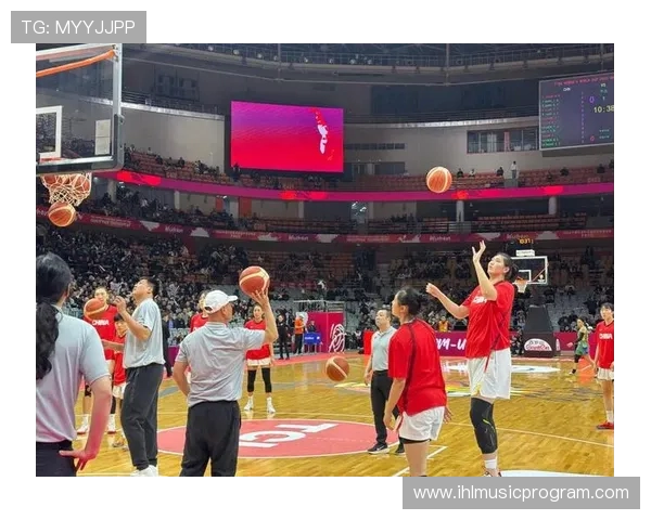 中国队迎战热火四全力以赴争夺胜利展现团队精神与竞技魅力