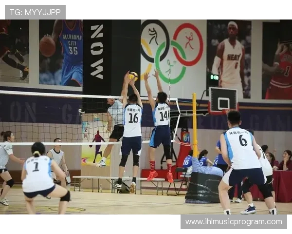 卡潘与波青年激战正酣双方争夺关键胜利展现精彩对抗